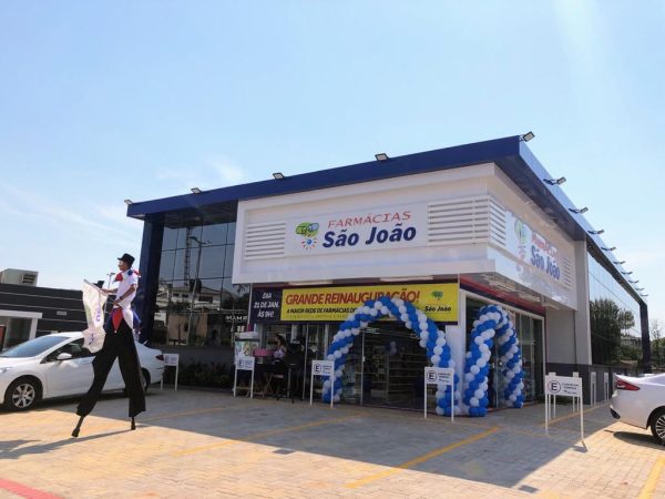 Farmácia São João reinaugura ampla e moderna filial em novo endereço