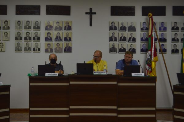 Câmara aprova reajuste para secretários municipais