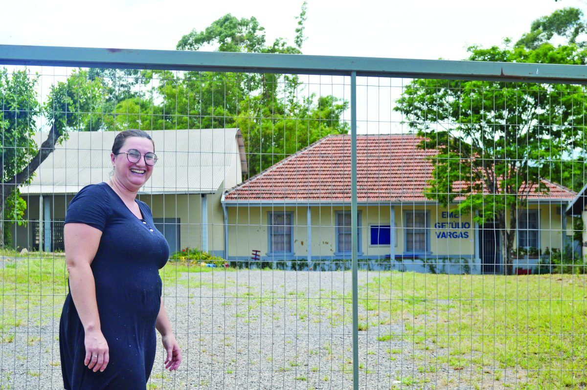 Comunidade doa dois hectares para ampliação de escola