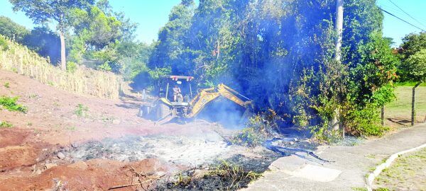 Em menos de 20 horas, dois incêndios no mesmo local