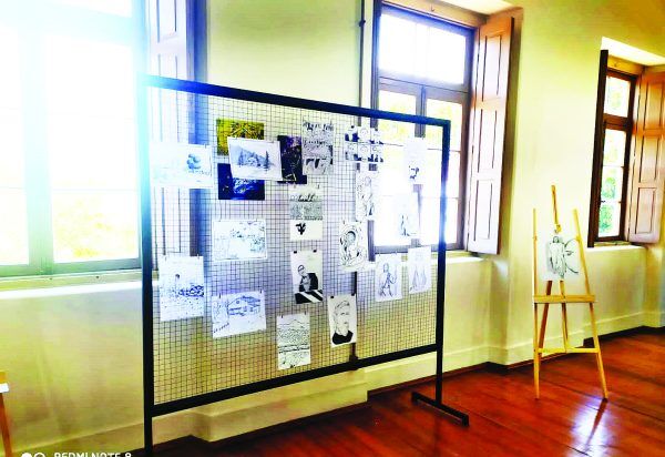 Exposição mistura desenho e realismo