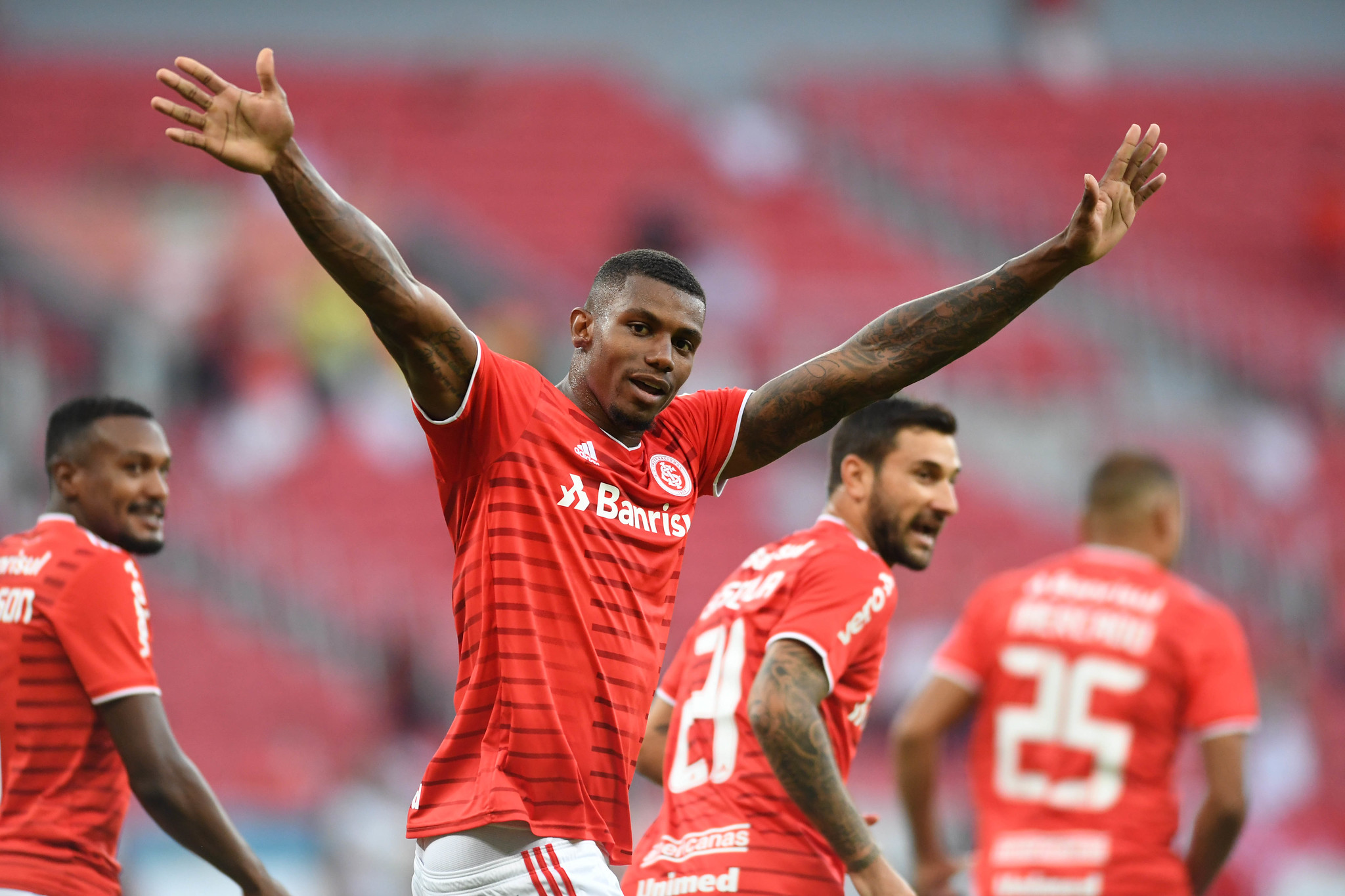 Por que Inter desistiu de Wesley Moraes após vencer luta com São Paulo