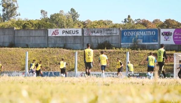 VÍDEO: Como é uma peneira no Lajeadense