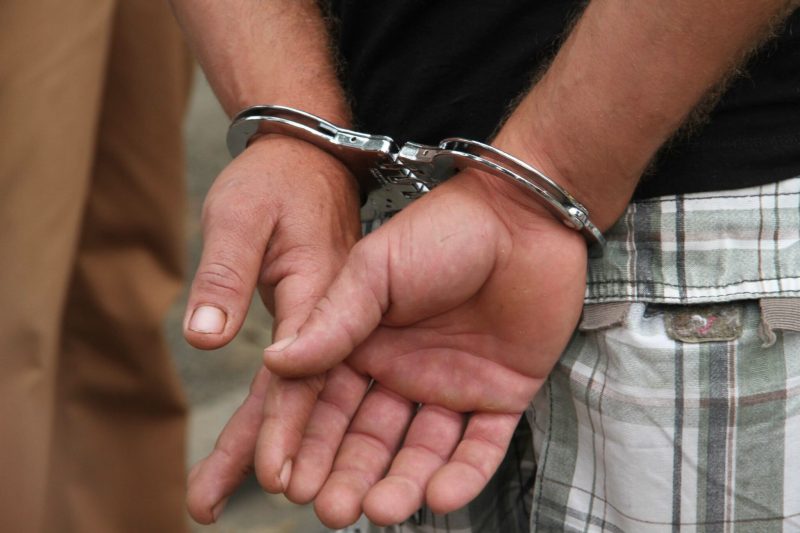 Jovem de 23 anos é preso por tráfico de drogas em Arroio do Meio