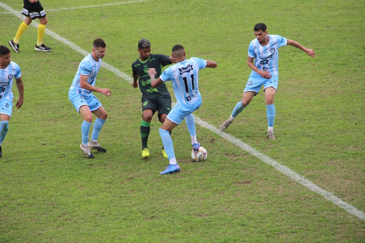 Caminho definido para o Lajeadense