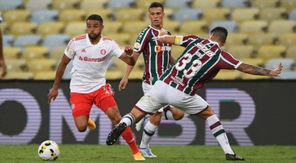 Na estreia de Mano, Inter vence no Maracanã