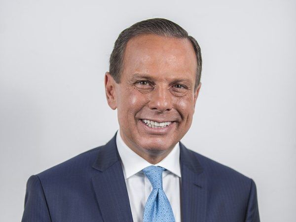 “Blefe sobre desistência da candidatura ao Planalto foi estratégia política”, afirma Dória