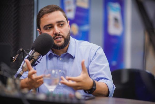 Gabriel Souza confirma que Eduardo Leite pode liderar candidatura única da terceira via