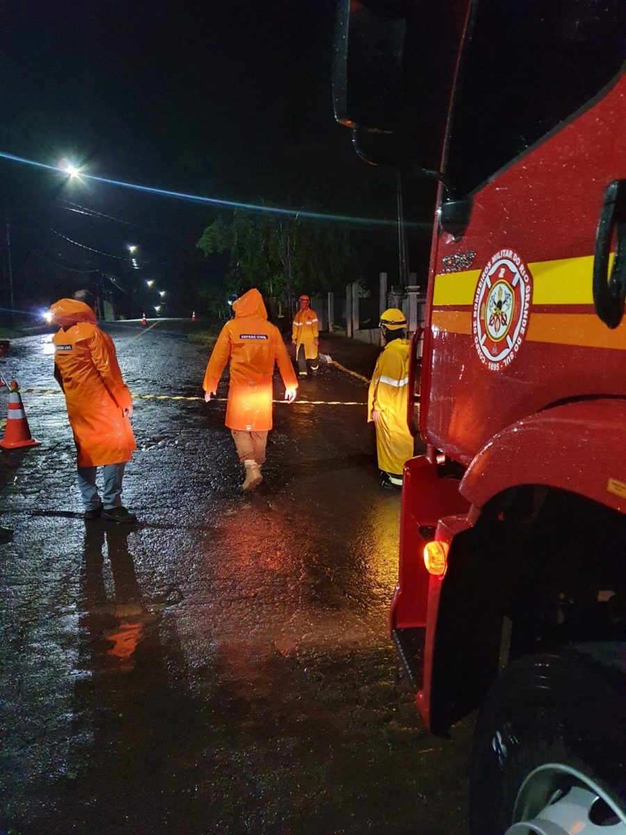 Temporal causa incidentes em Estrela