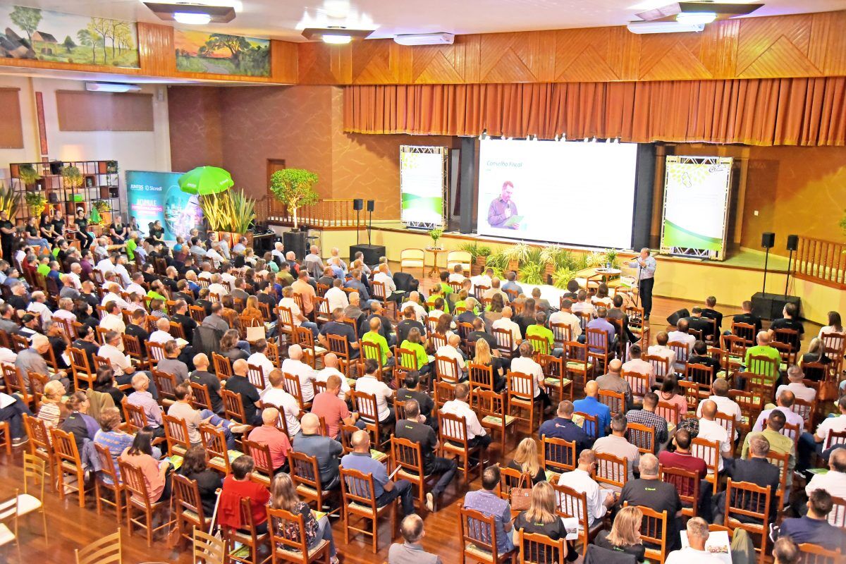 Sicredi Ouro Branco realiza assembleia histórica