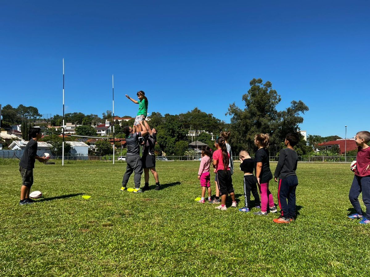 Centauros retoma atividades da escolinha