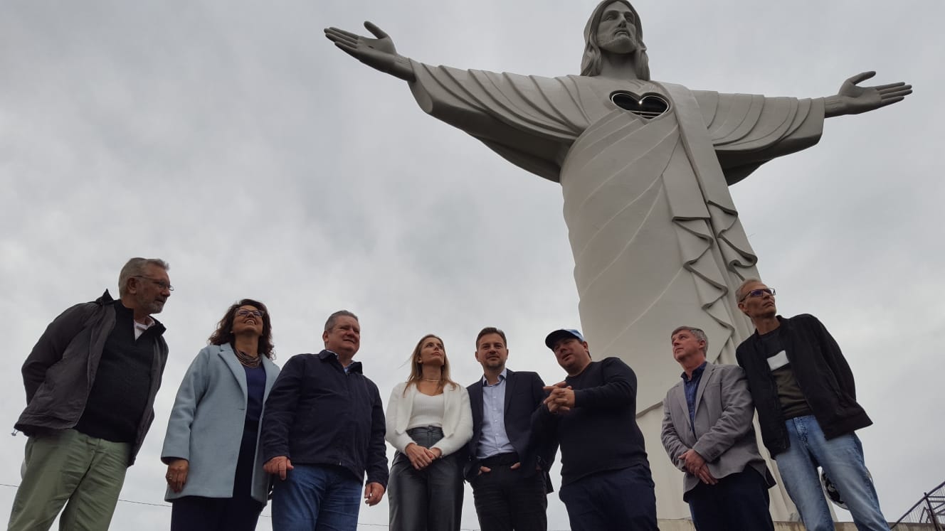 Ranolfo Vieira Júnior visita o Cristo Protetor