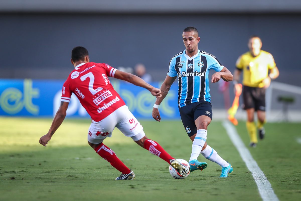 Grêmio empata com o Vila Nova e torcida pede retorno de Portaluppi