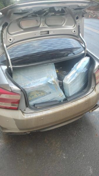 Carro carregado com 258 quilos de maconha é apreendido na BR-386
