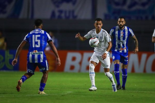 Grêmio empata com CSA e pode deixar o G4