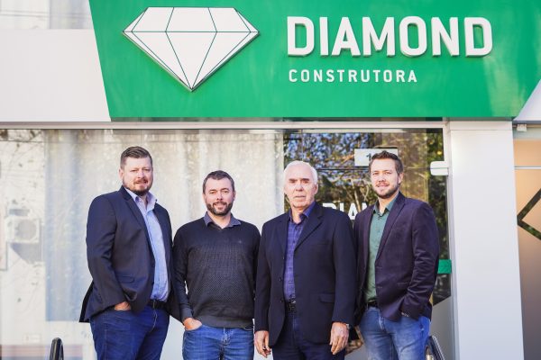 Diamond completa 25 anos em franca expansão