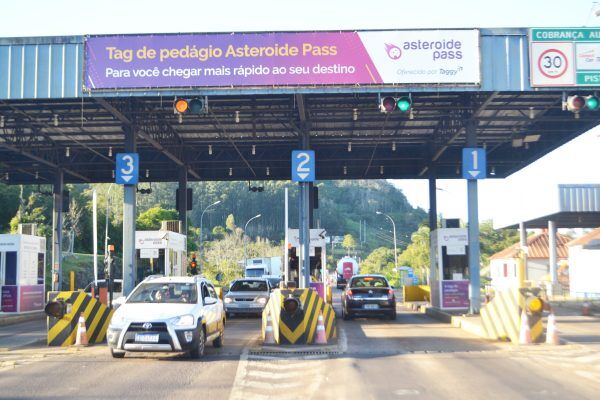 Líderes locais reagem contra pedágios e prometem bloqueios