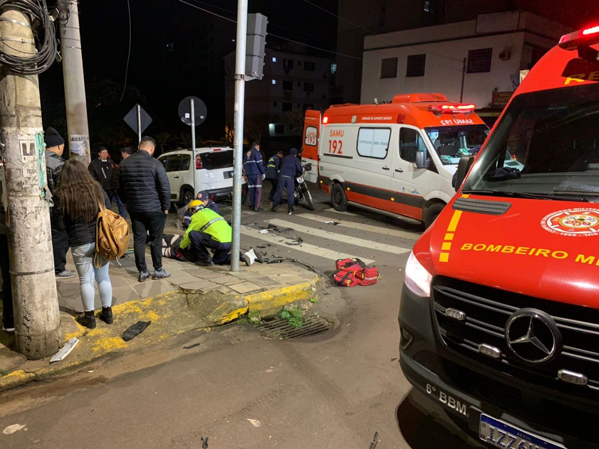 Colisão deixa motociclista ferido no Centro de Lajeado