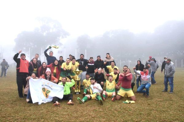 Nos pênaltis, São José conquista título