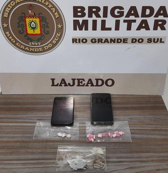 Jovem é preso por tráfico de drogas no bairro Conventos