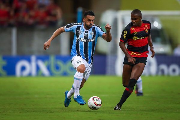 Em confronto direto pelo G-4, Grêmio e Sport ficam no 0 a 0