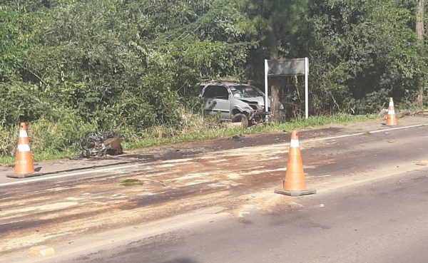 Motorista fica ferido após saída de pista na Via Láctea