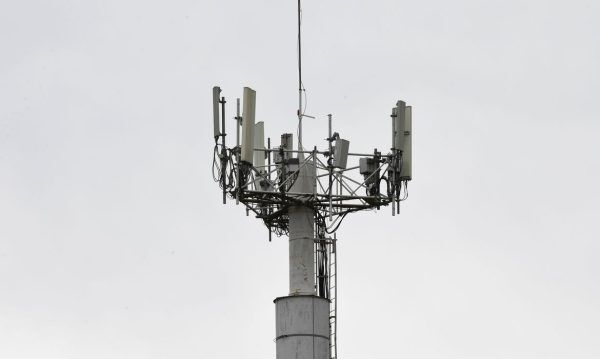 Sancionada lei que facilita instalação de antenas 5G