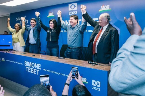 MDB oficializa Simone Tebet como candidata à presidência