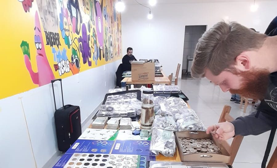 FOTOS: Encontro Regional de Numismática reúne colecionadores e entusiastas