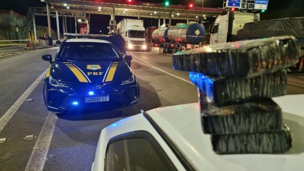 Quadrilha é presa com quatro quilos de cocaína em Fontoura Xavier