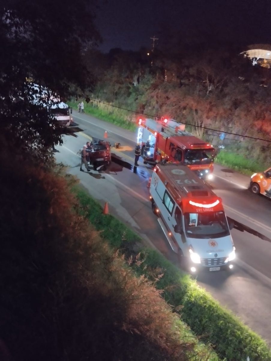 Colisão entre carro e caminhão provoca uma morte na ERS-130
