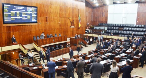 Candidatos do Vale à Assembleia abrem hoje série de debates