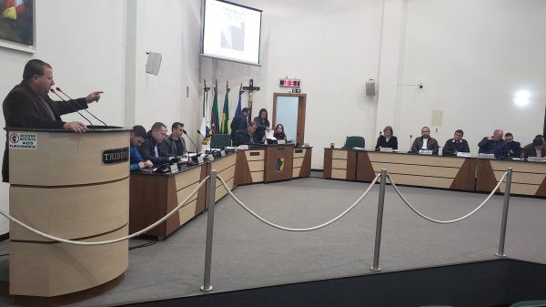 Câmara aprovam contas  do ex-prefeito Mallmann