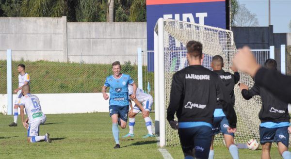 Lajeadense empata com o Aimoré na Arena Alviazul