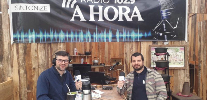 AO VIVO: Rádio A Hora apresenta programação direto do Acampamento Farroupilha