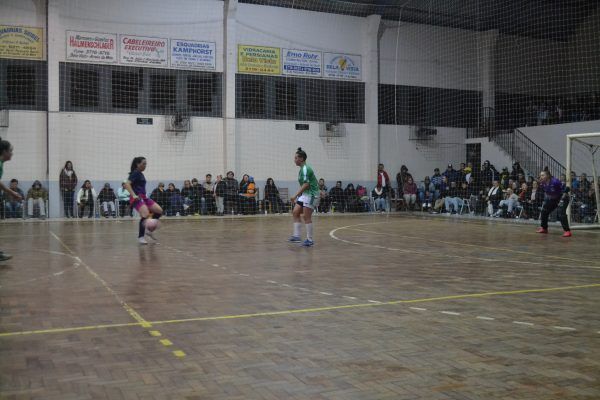 W.O e goleadas marcam rodada em Arroio do Meio