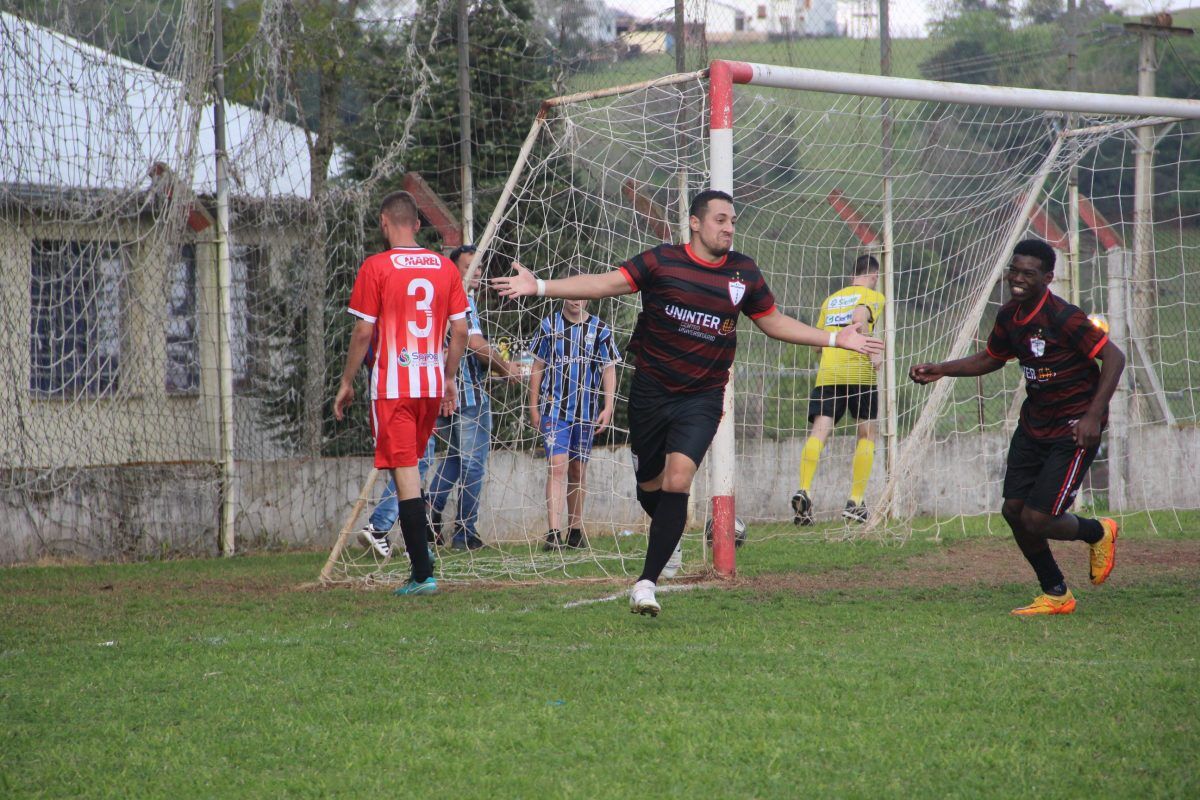 Estudiantes leva a melhor em Arroio do Meio