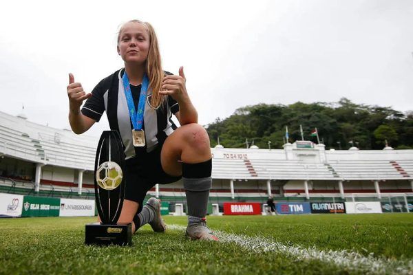 Atleta do Vale conquista título pelo Botafogo