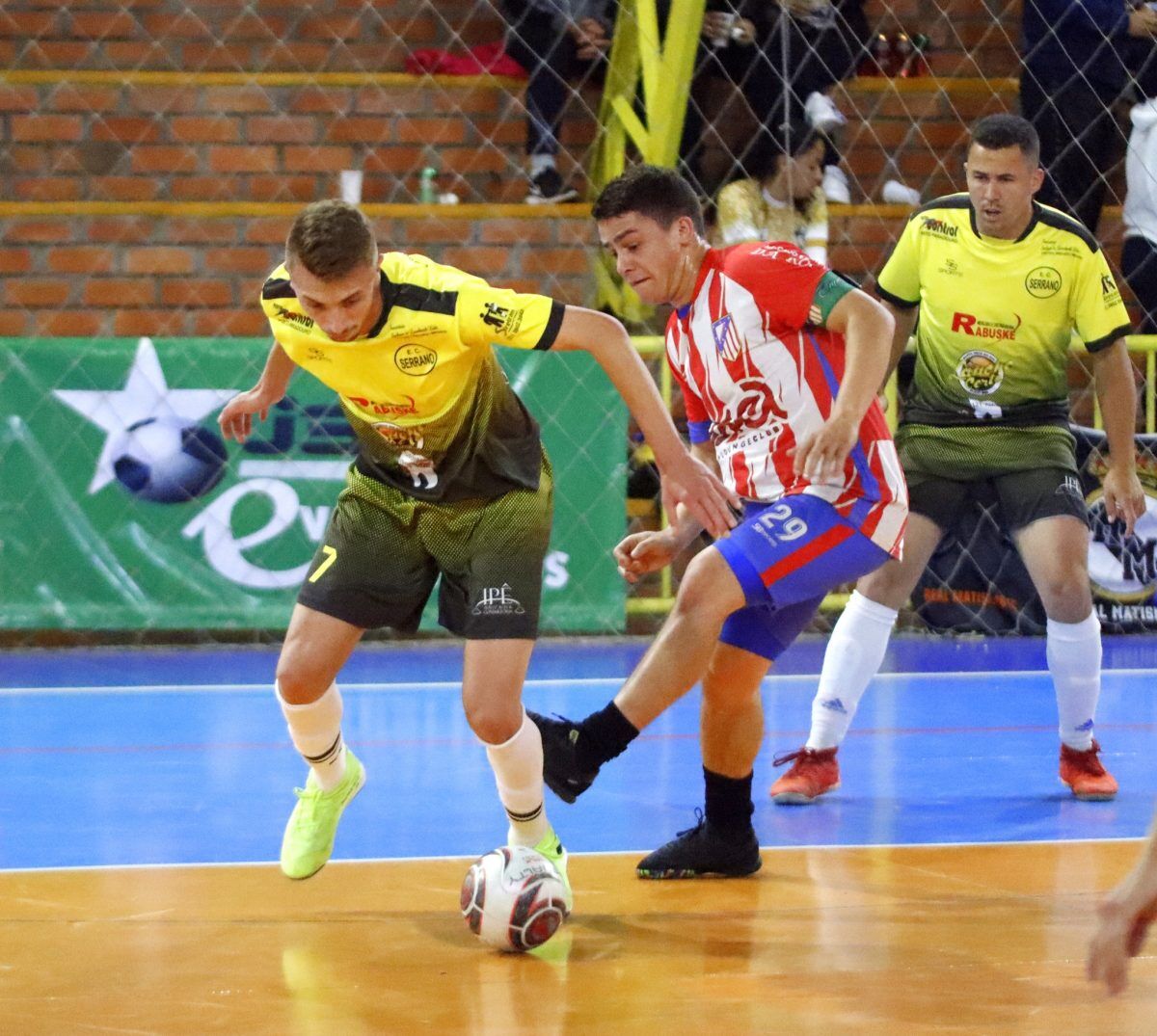 Taça Coopeva segue com mais cinco jogos