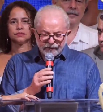 “A roda da economia vai voltar a girar”, afirma Lula