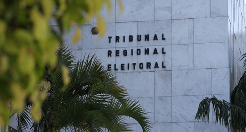 Resultado das eleições ao governo do RS deve sair por volta das 21h