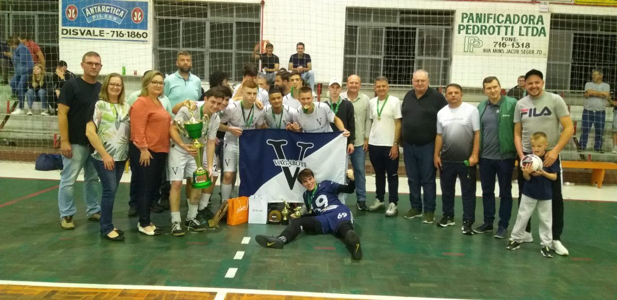 Vagaboys é o primeiro campeão em Arroio do Meio