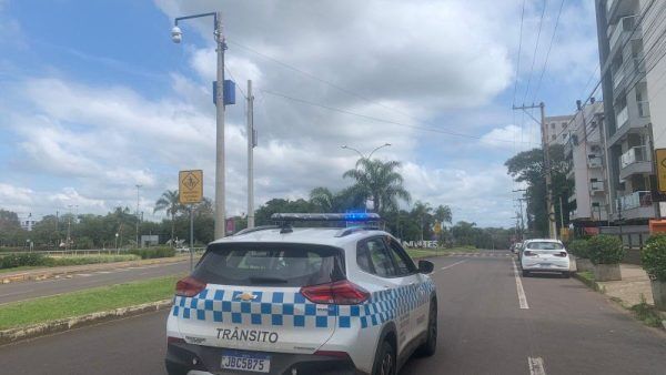 Dez motociclistas são autuados por manobras perigosas no fim de semana