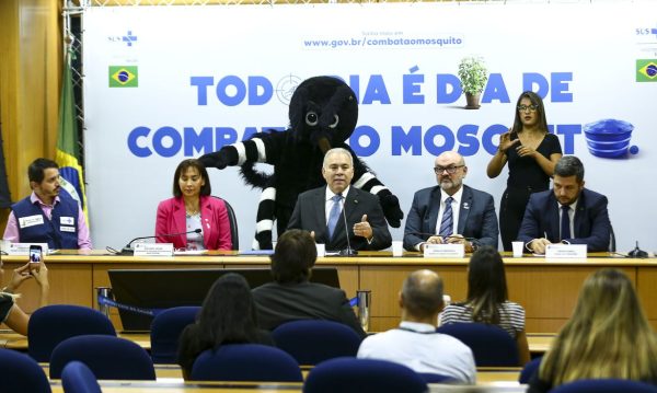 Governo lança campanha nacional de combate ao mosquito da dengue