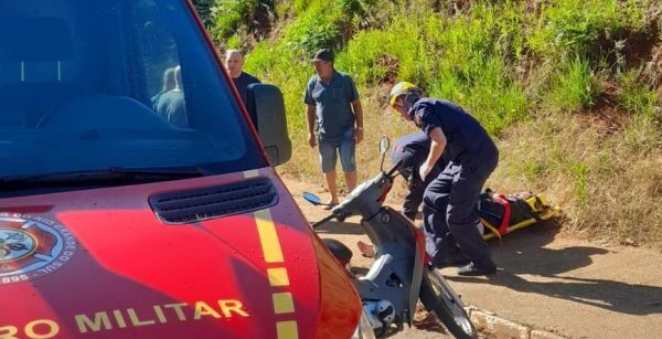 Acidente deixa motociclista ferida em Lajeado