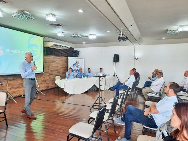 Parcerias com universidade da Alemanha são abordadas em reunião da Amvat