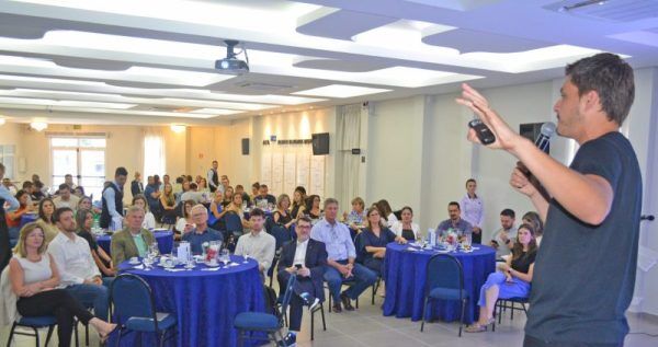 “Educação precisa ser pauta de todos os  líderes empresariais”