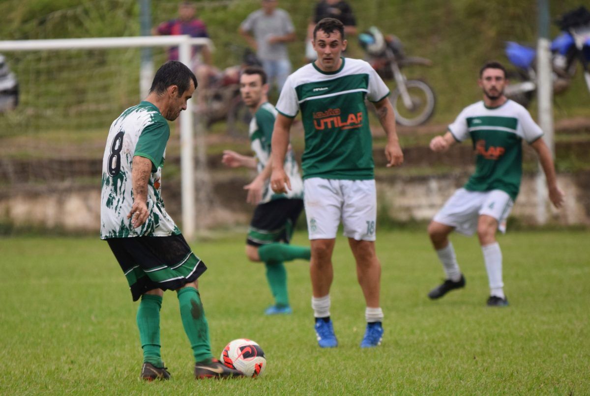 Aliga conhece os semifinalistas no campo