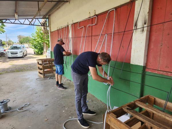 Decoração natalina ganha as ruas e prepara cidade para espetáculos