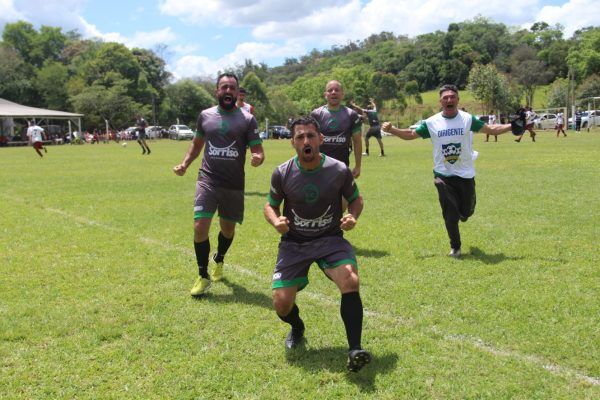 Rudibar vence de virada e sai em vantagem na final do Veterano